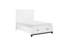 1450WH-1* Queen Platform Bed with Footboard Storage