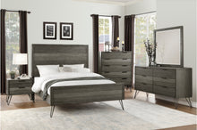 1604-1* Queen Bed