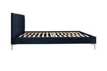 5893NVK King Upholstered Platform Bed