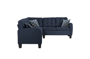 8202NVSS 4-piece Reversible Sectional with 3 Pillows