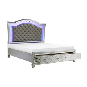 1430-1* Queen Platform Bed with Footboard Storage