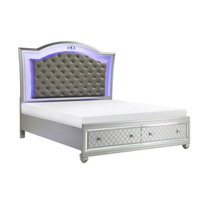 1430-1* Queen Platform Bed with Footboard Storage